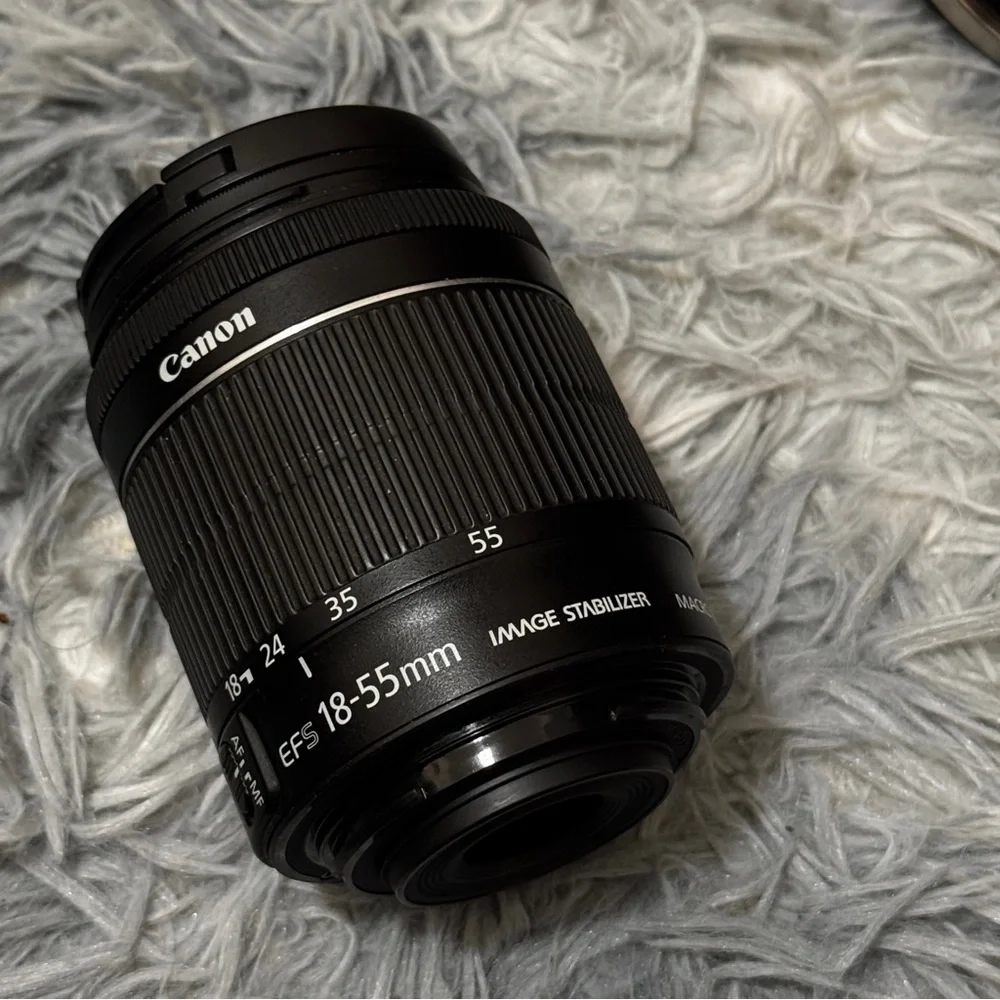 Canon Black Digital Camera with Zoom Lens